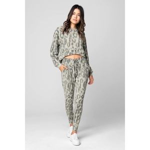 NEW Blank NYC Leopard Pullover Crop Sweater Small
